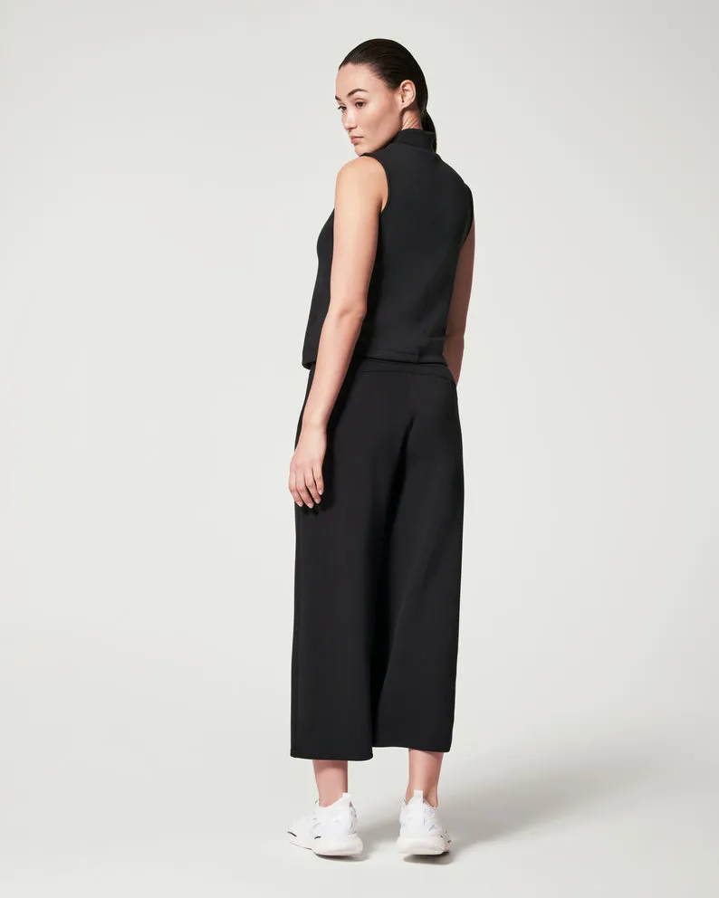 AirEssentials Very Black Cropped Wide Leg Pant