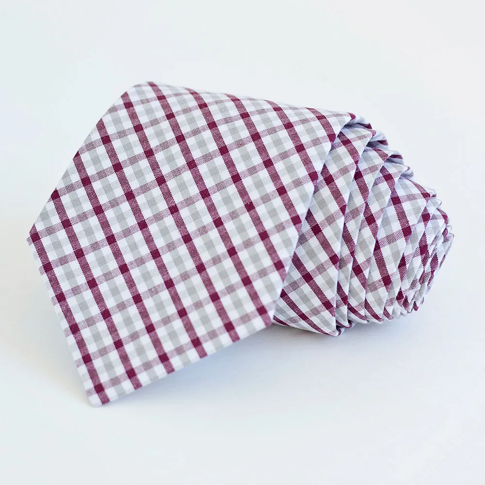 Men's Pocket Square / Grey And Burgundy Plaid