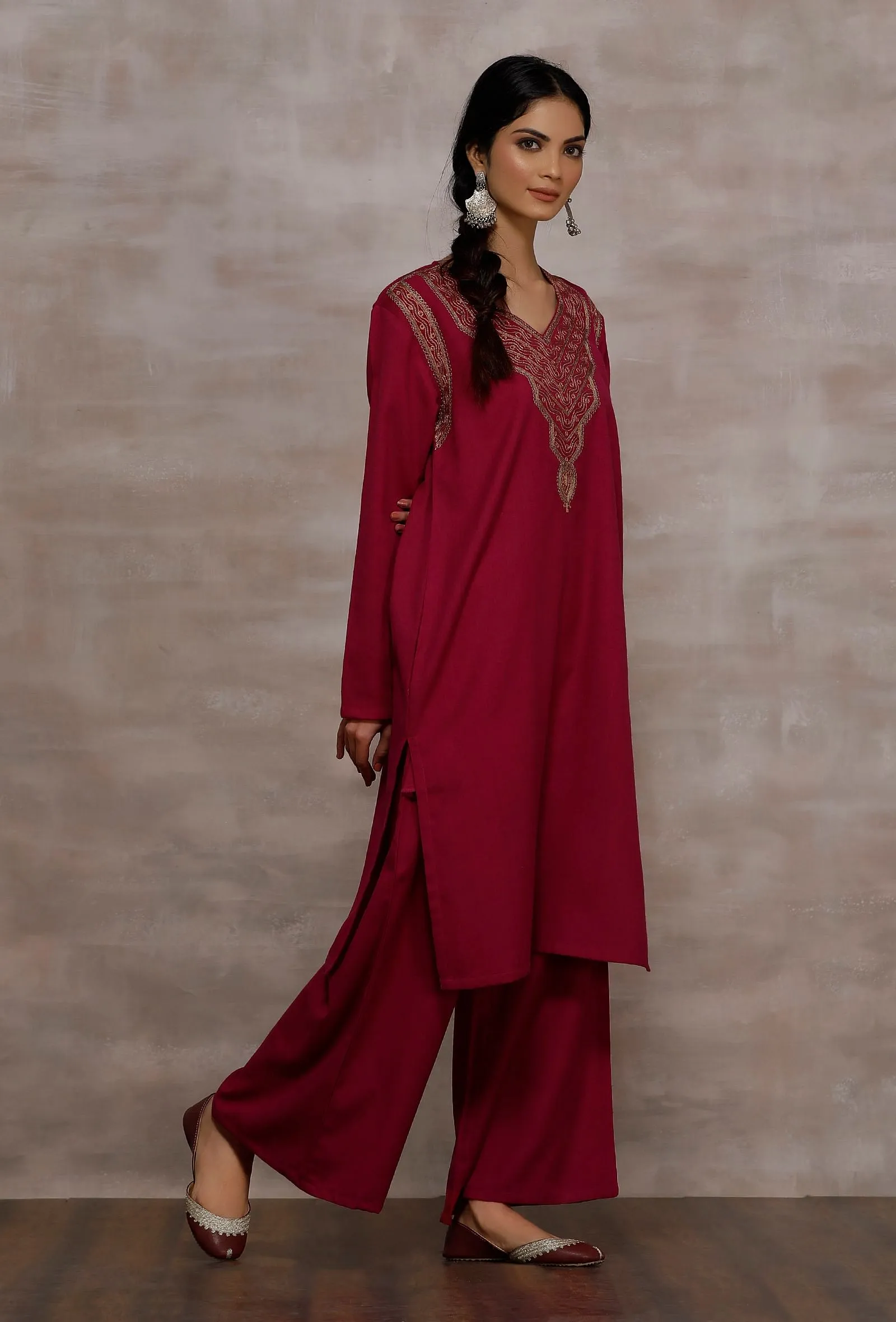 Ziya Magenta Straight Woollen Kurta